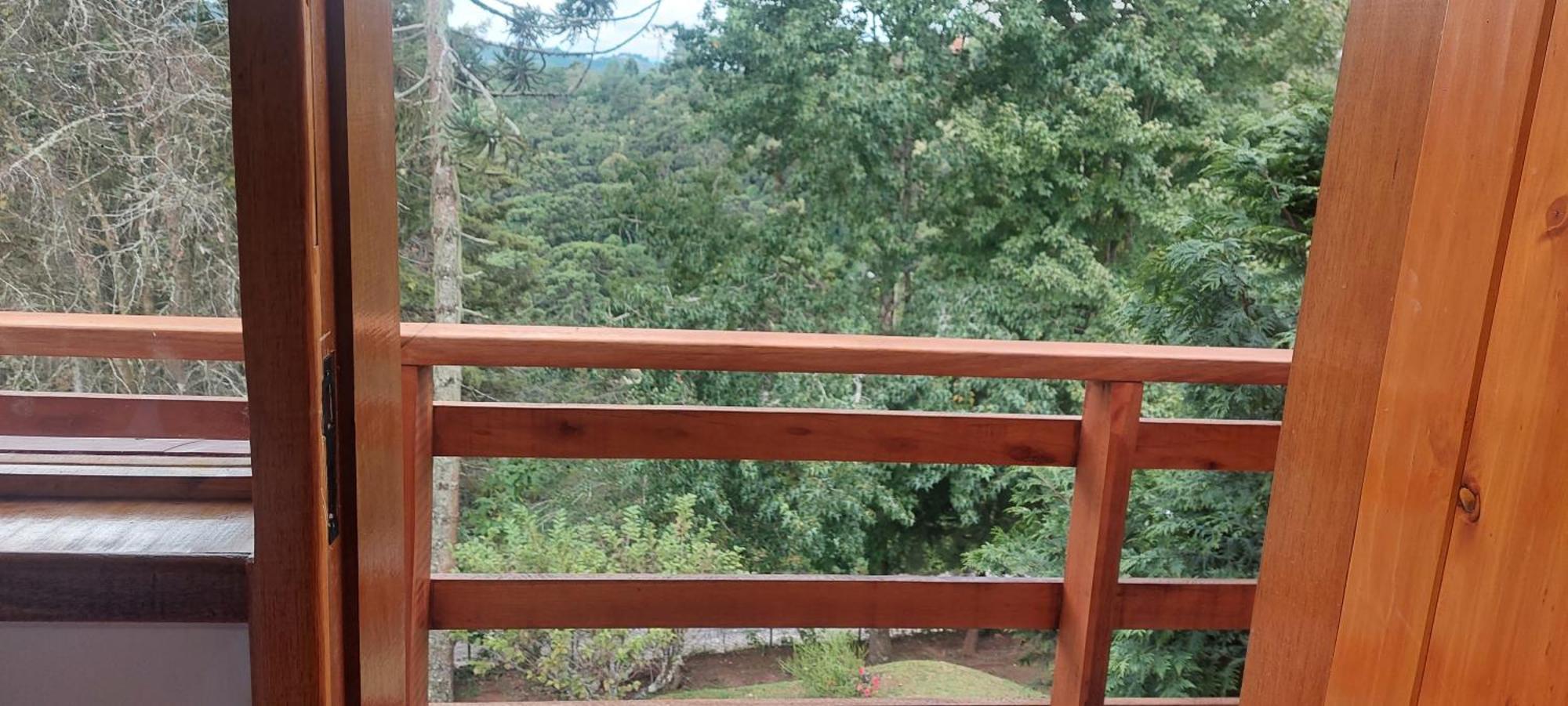 Chale Com Hidromassagem Da Vick Hotel Campos do Jordao Exterior photo