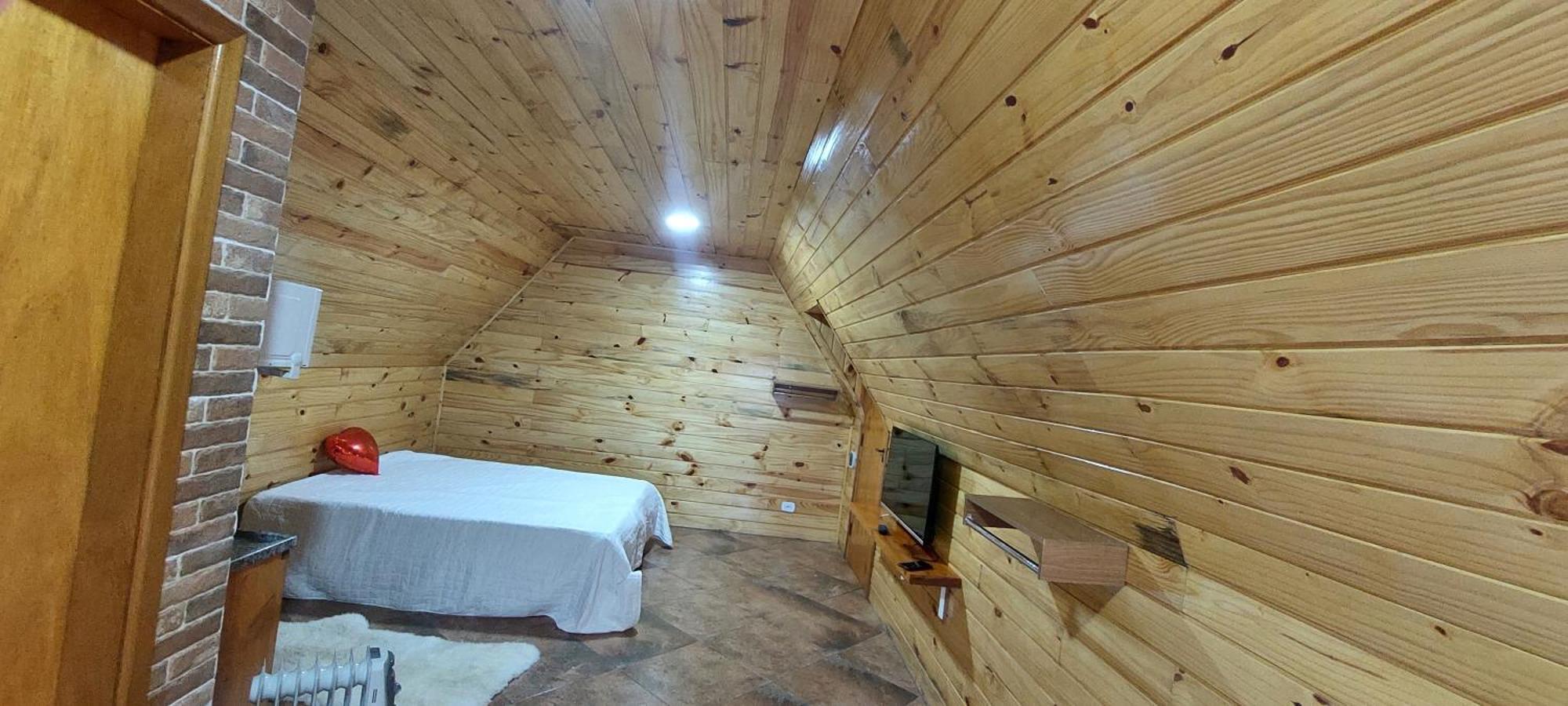 Chale Com Hidromassagem Da Vick Hotel Campos do Jordao Exterior photo